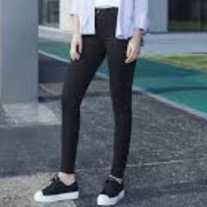 Zara Basic Z1975 Black Denim SZ-6